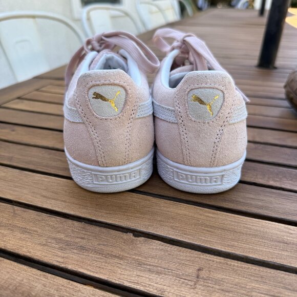 Puma Womens Suede Classic Sneakers Size 10 Light Pink & White - Picture 5 of 7
